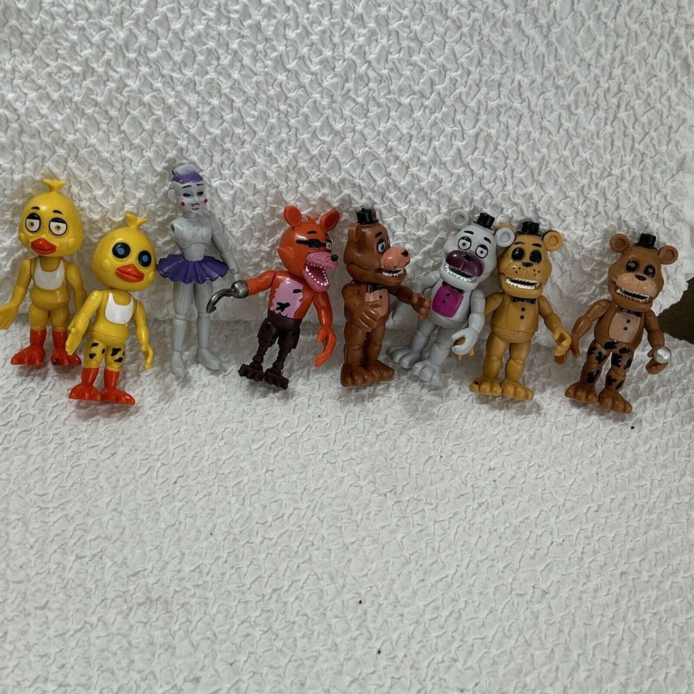 FNAF Five Nights At Freddy's Mini Action Figure Lot Of 8 FUNKO SISTER LOCATION